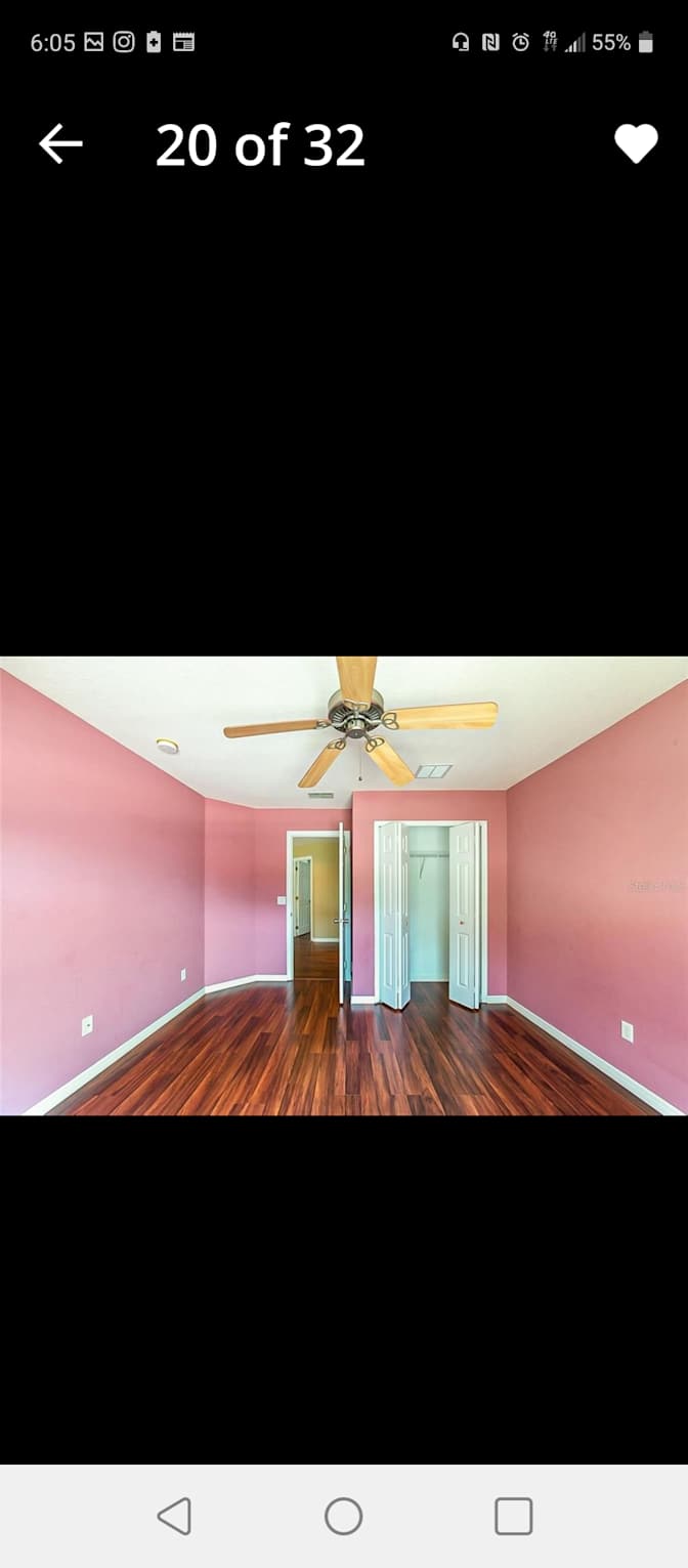MaxiGrams's room