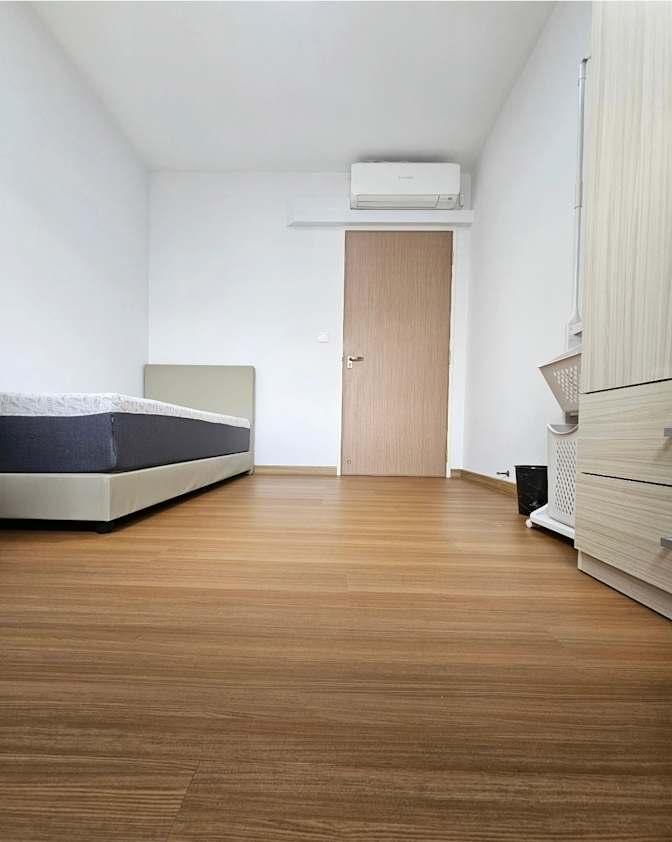 Ade Lim's room