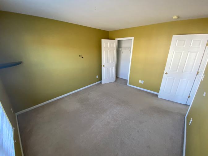 Alcove Rooms's room