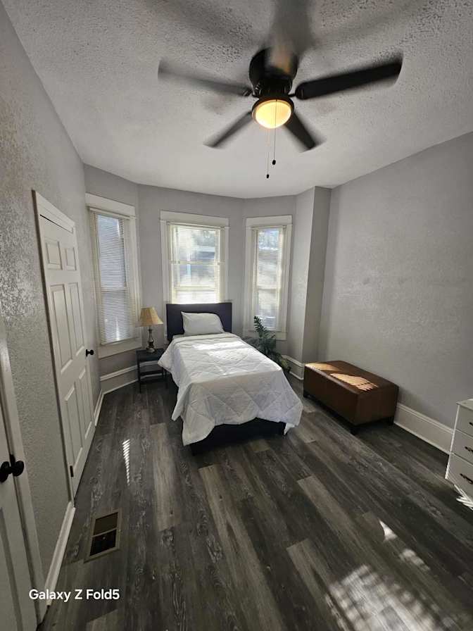 PadSplit's room