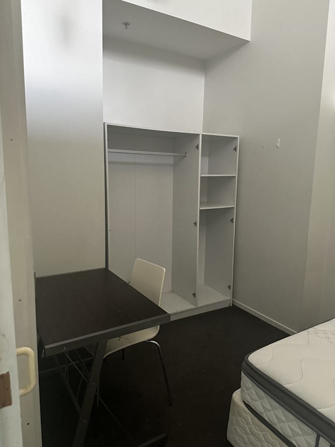 Medet's room