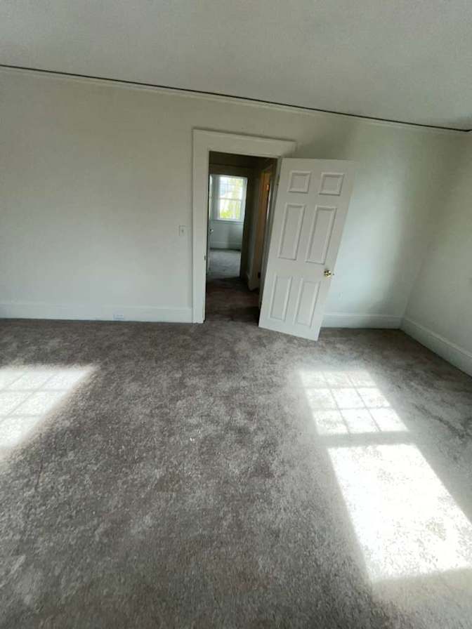 Rodrigue's room