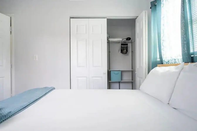 Kurt's room
