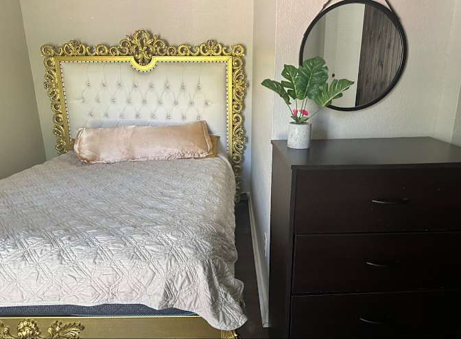 Jessica's room