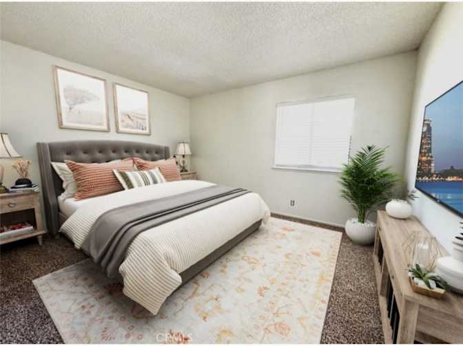 Liz's room