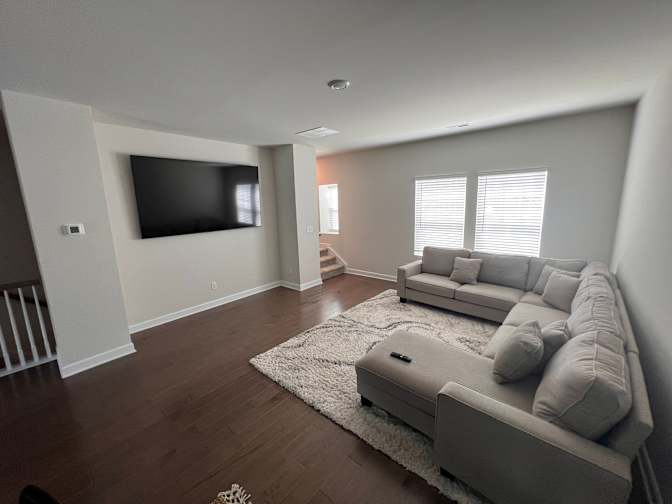 Alcove Rooms's room