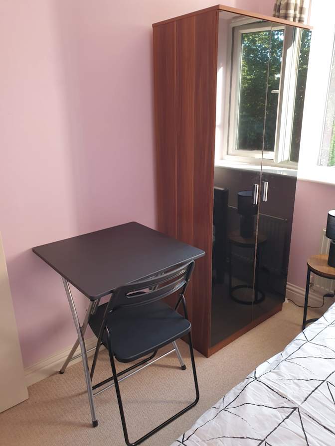 Rodrigue H Lao's room