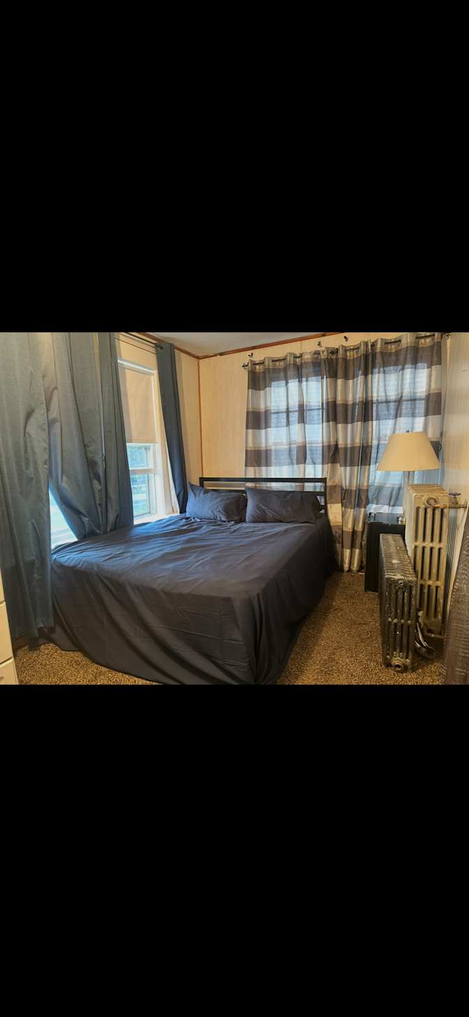 Len's room