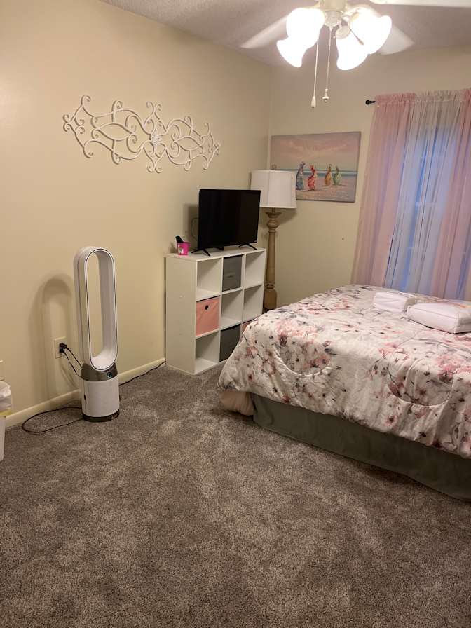 Lisa's room
