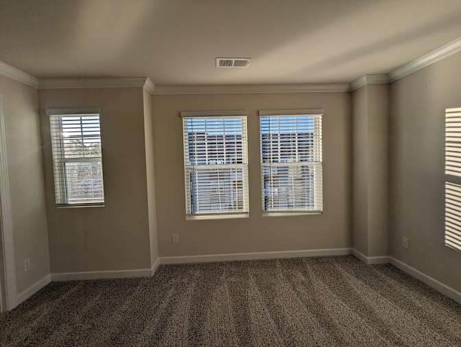 Alcove Rooms's room