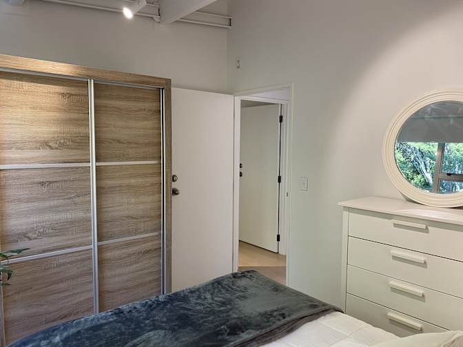 Geoff's room