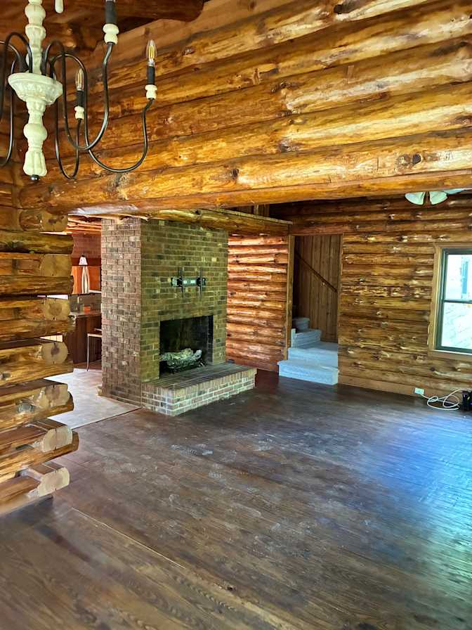 Alexander Lucas's room