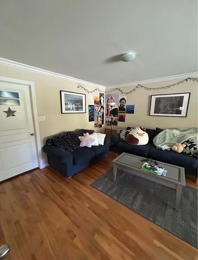 Kiana's room