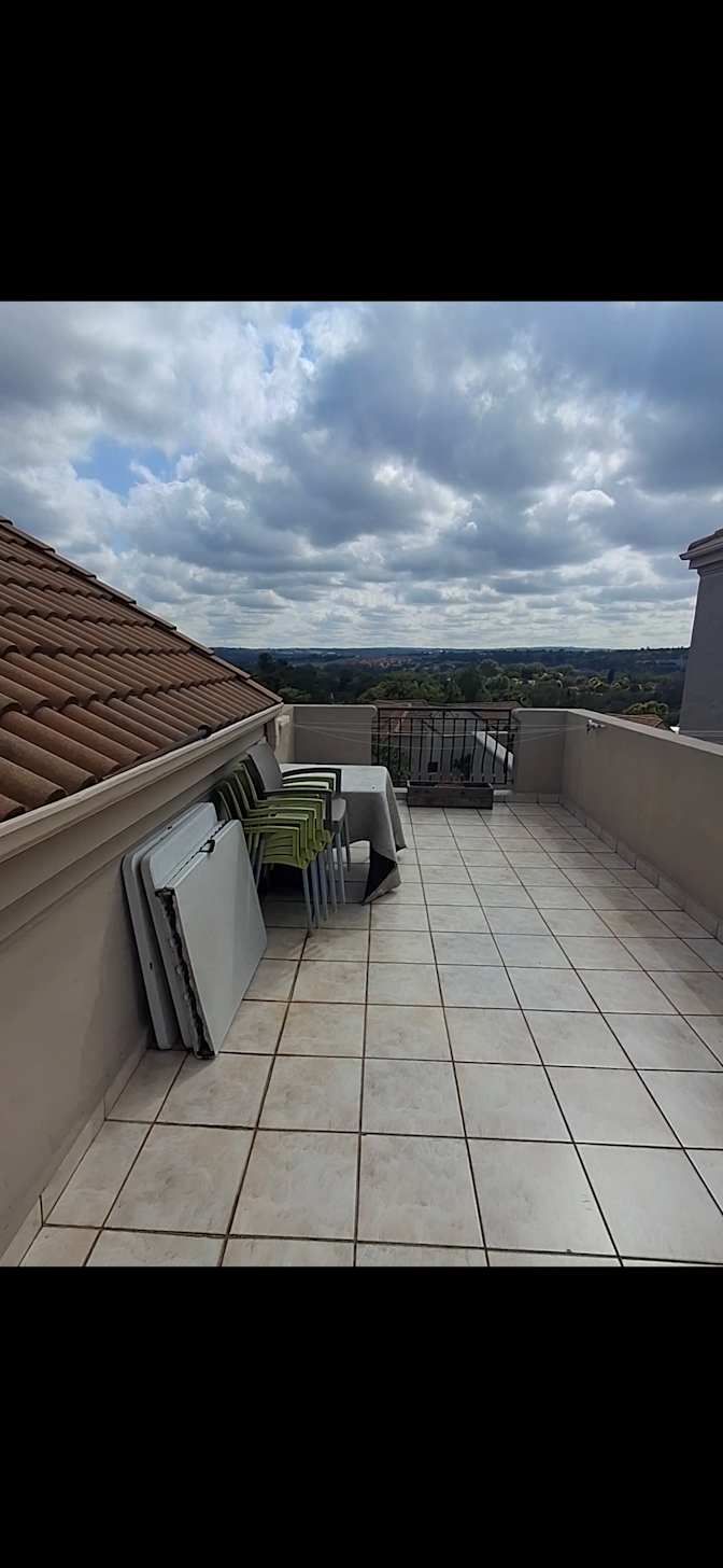Senzo's room