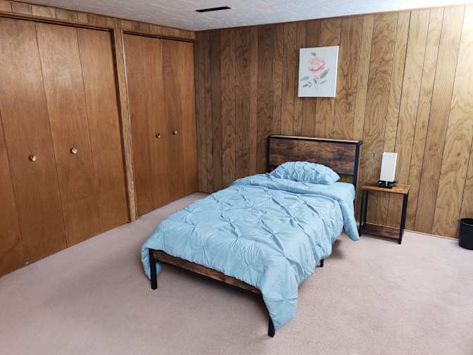 Mehdi's room