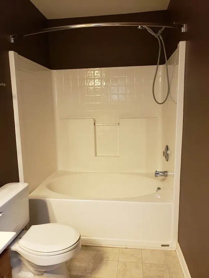 Alcove Rooms's room