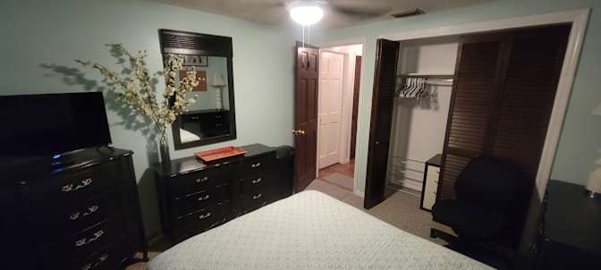 Jessalyn's room