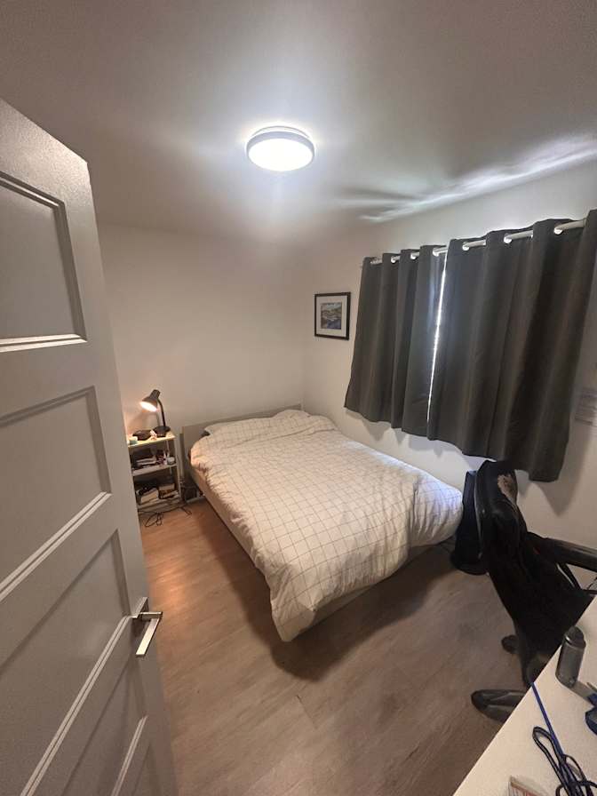 Alec Fraser's room