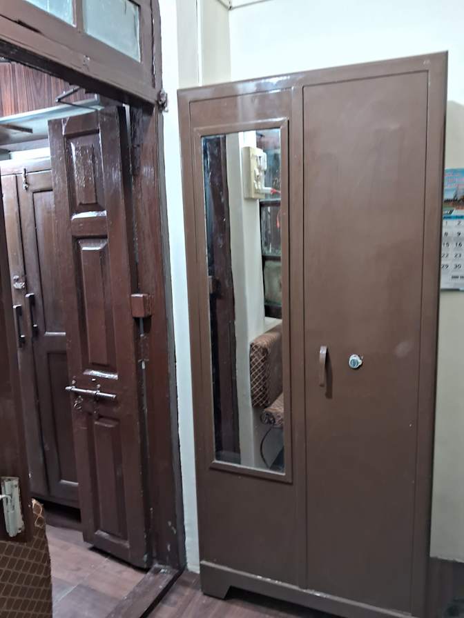 V G Abraham's room