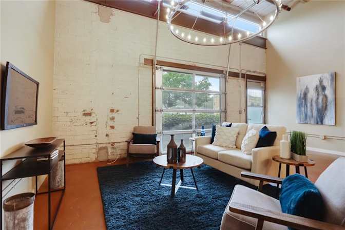 Lisa Lee's room
