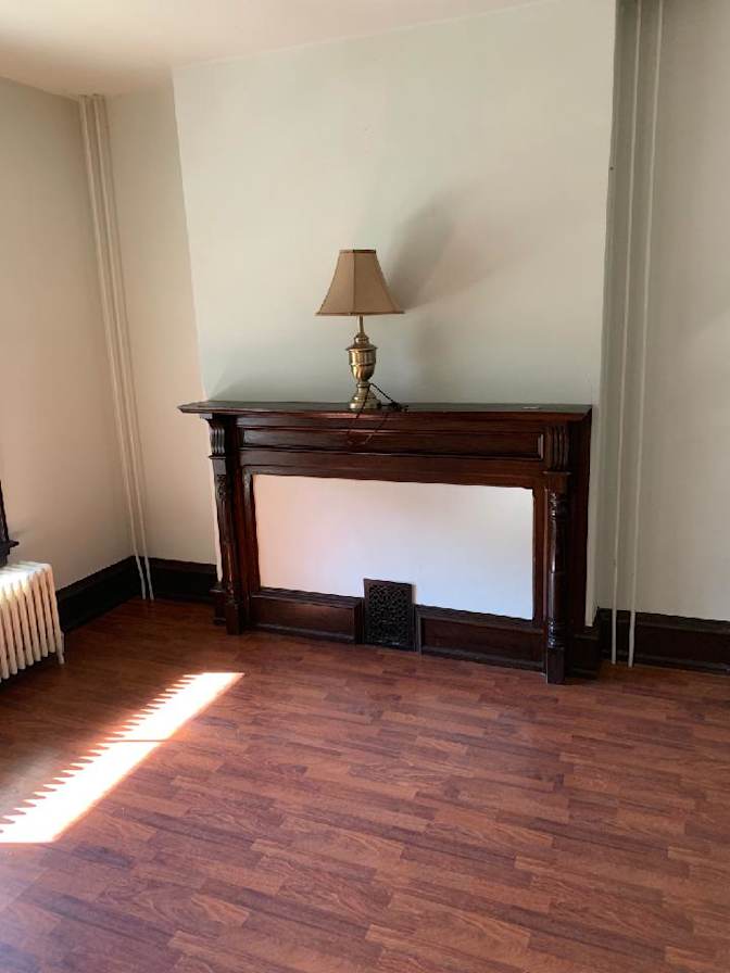 Andrew Kleinman's room