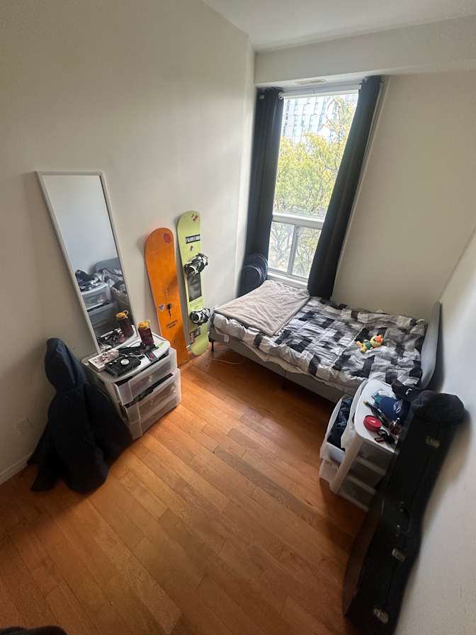 Santiago Cara's room