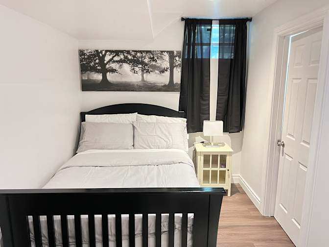 Nick Sarkovski's room