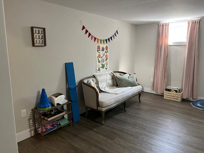 Ainsley Stapleton's room