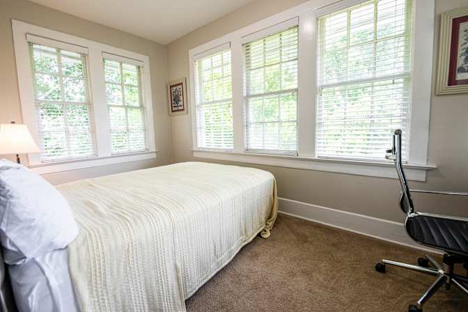 Everlene's room