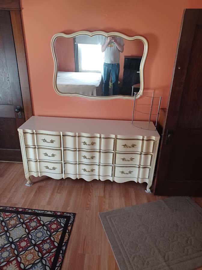 Nanette's room