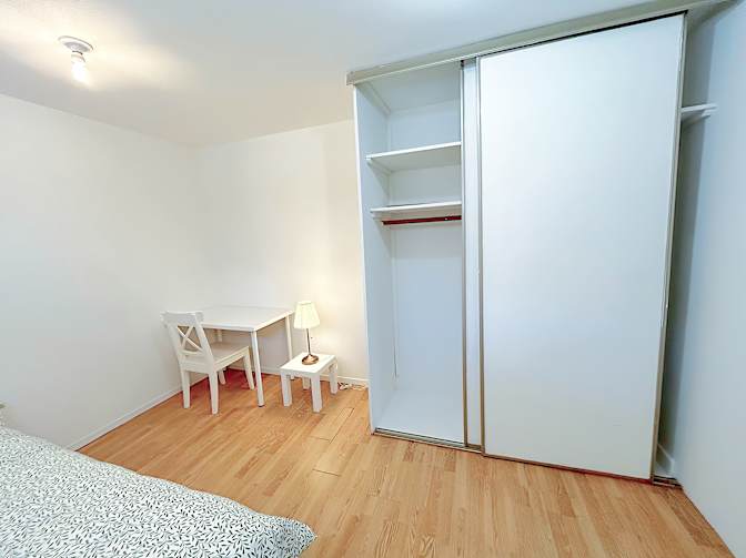 Shirin's room