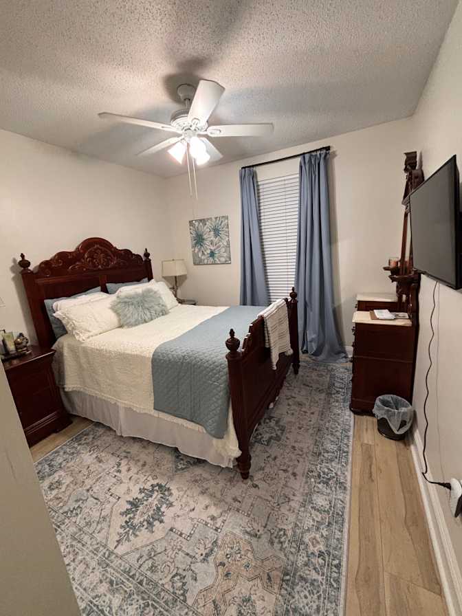 SYLENA's room