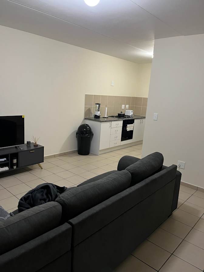 Menzisi's room