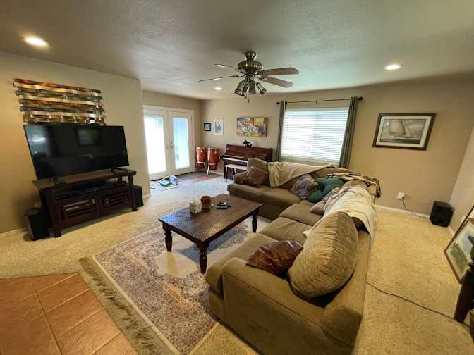 Neal Macomber's room
