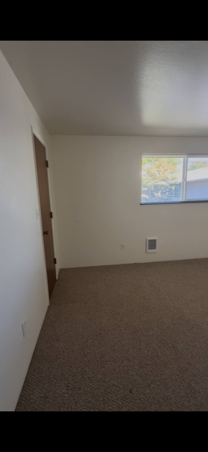 Greyson's room