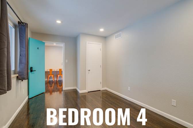 HomeCrew's room