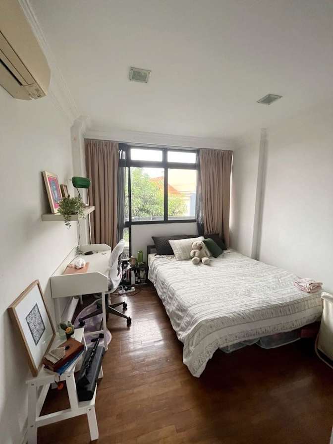 liy's room