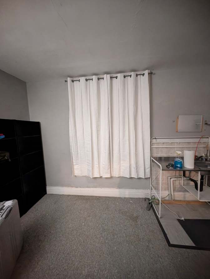 Wayne's room