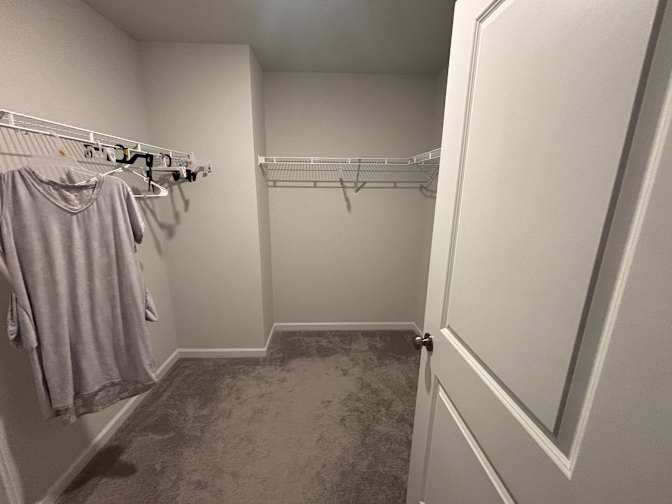 Alcove Rooms's room