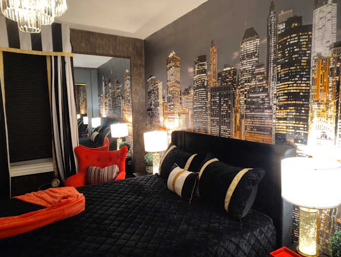 Sean Michael Waters's room