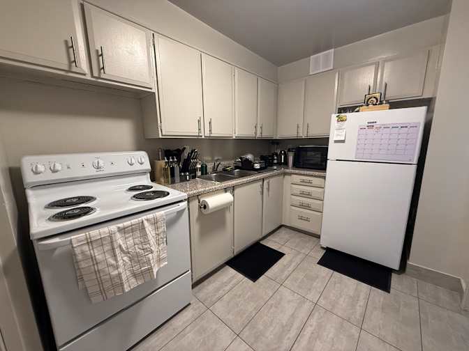 Wilmar Agbanlog's room