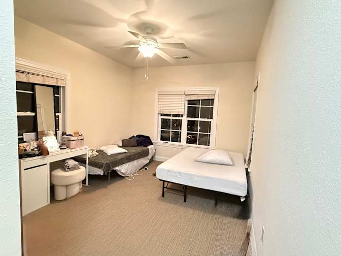 Everlyn's room