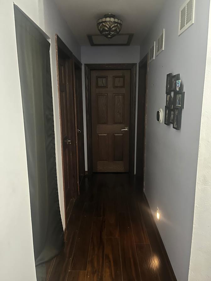 Mariano's room