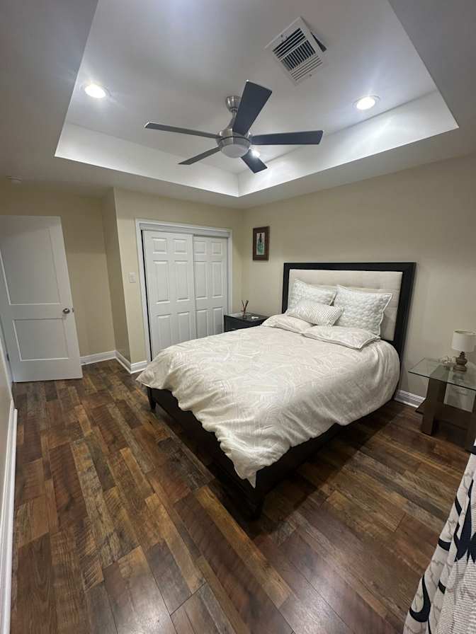 Rolando's room