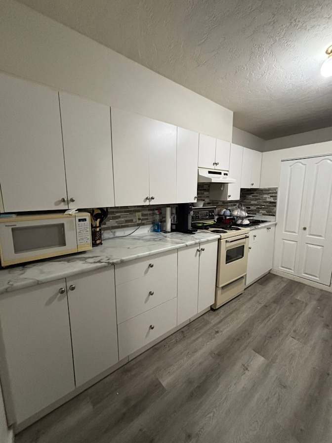 Anushah Hoque's room