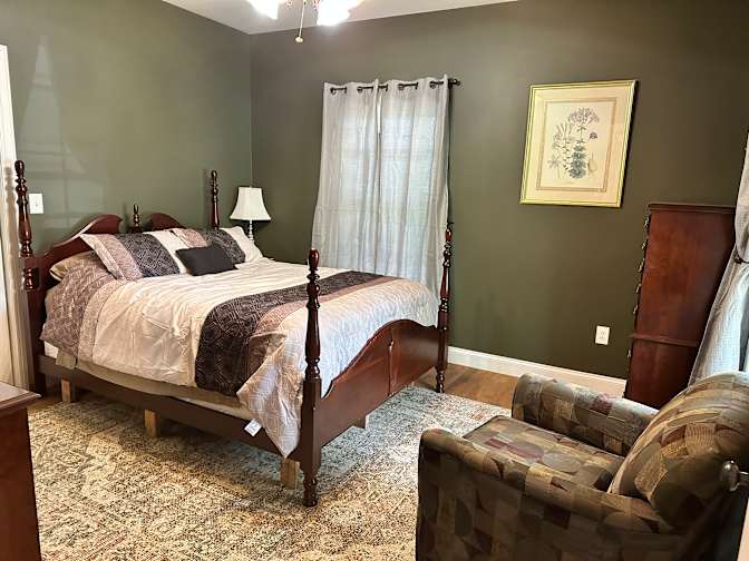 Donna's room