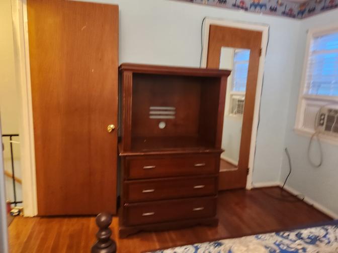Pat's room