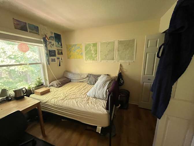 Annie's room