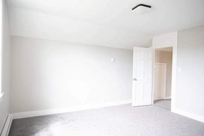 Kelly's room