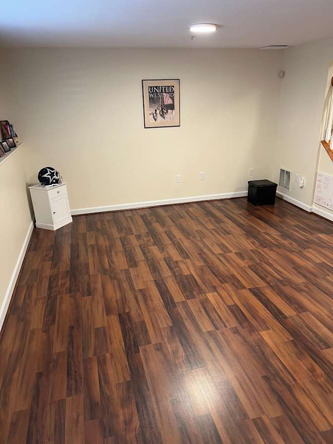 Tom's room